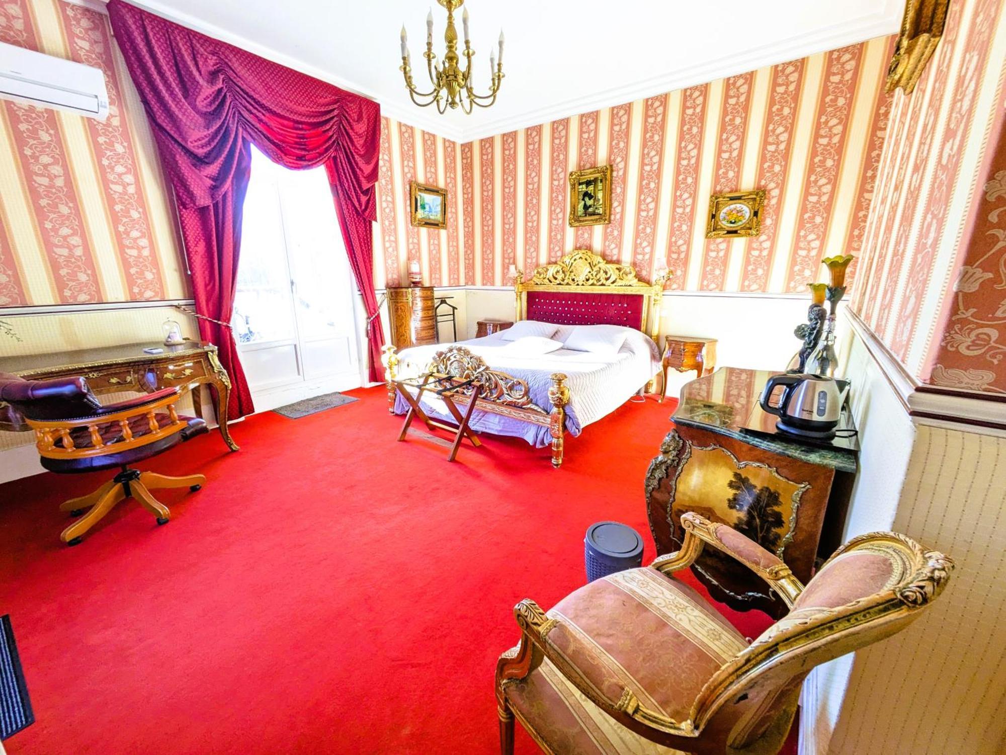 Chateau De Quesmy Buitenkant foto