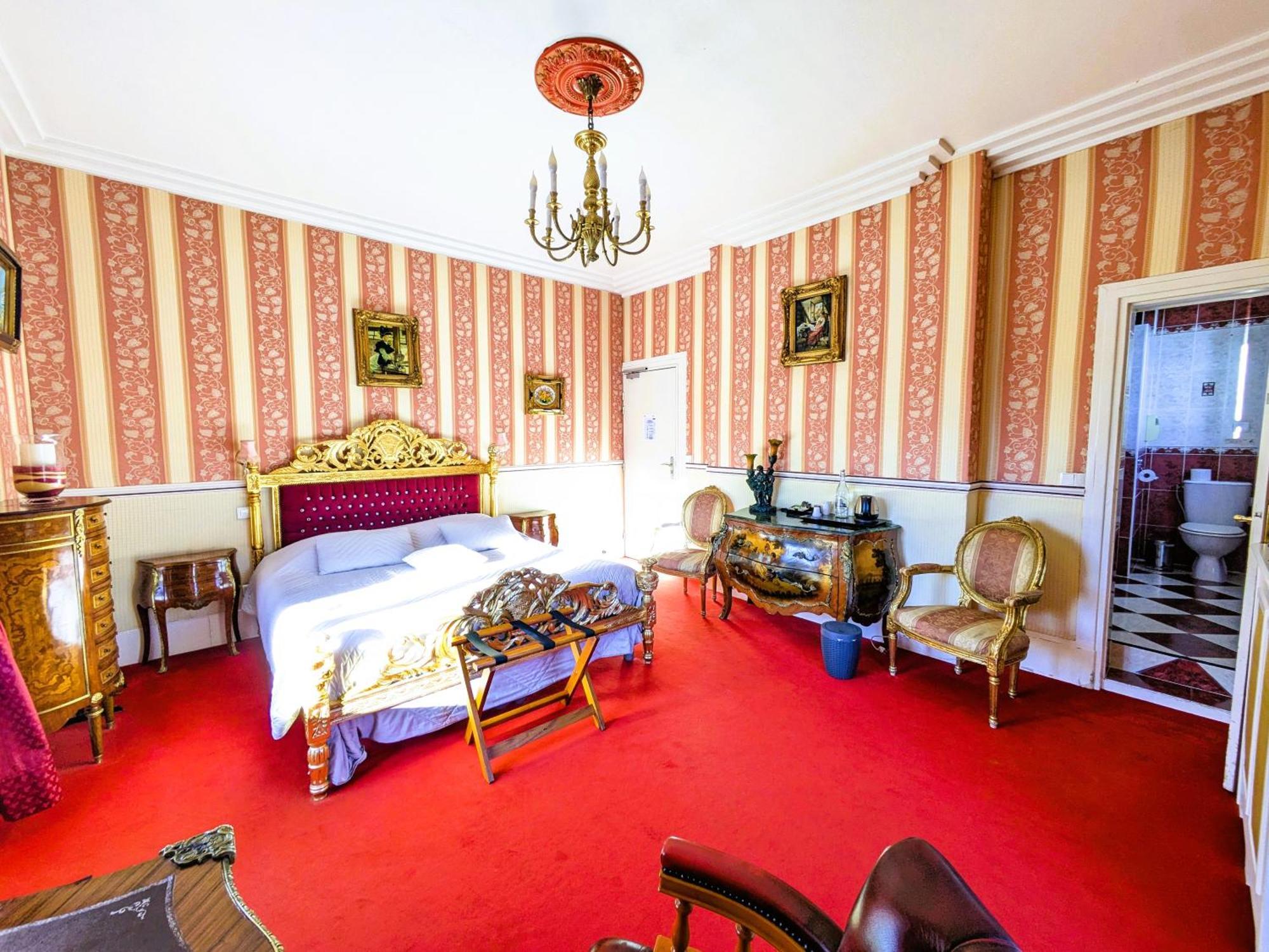 Chateau De Quesmy Buitenkant foto