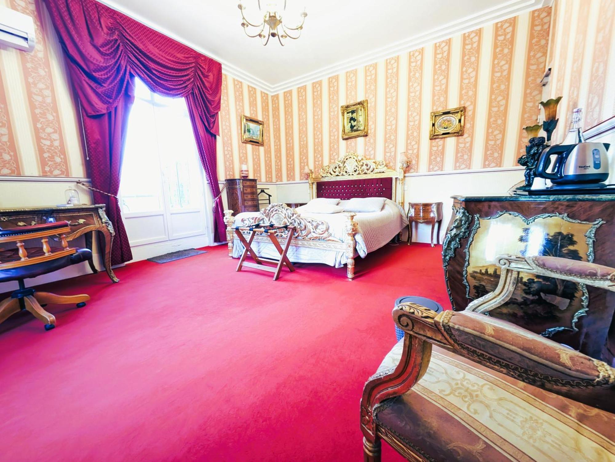 Chateau De Quesmy Buitenkant foto